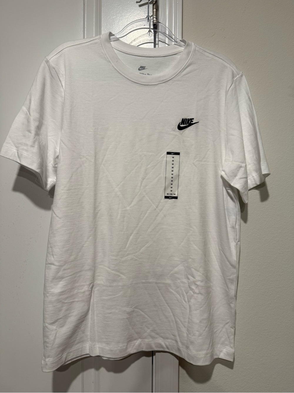 New Nike Men's White Logo T-Shirt size Medium